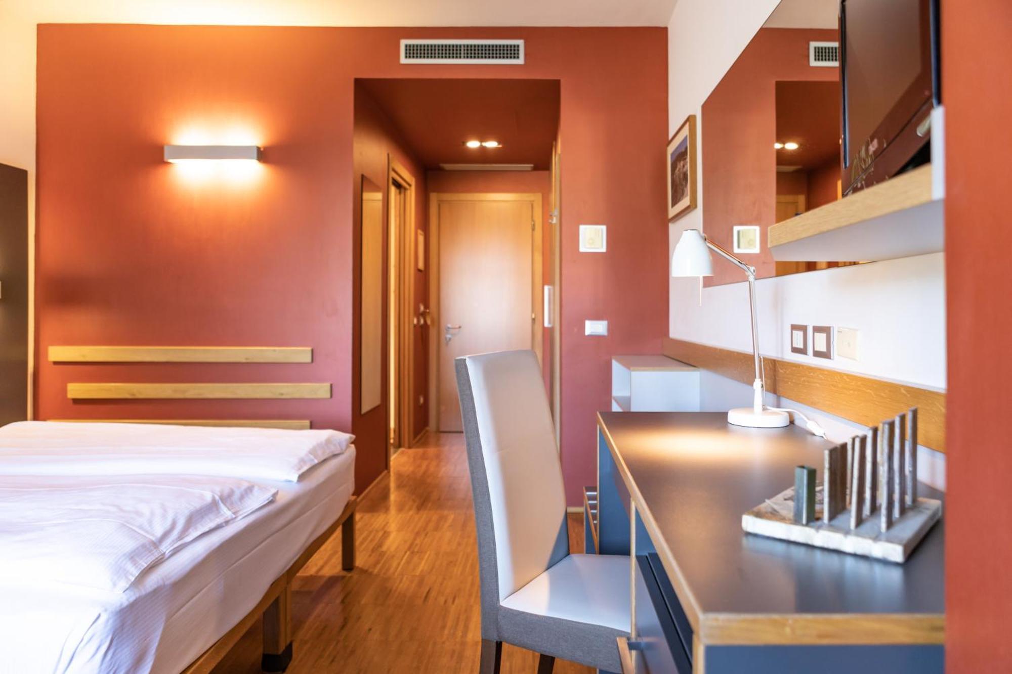Hotel Cortese Armeno Exterior foto