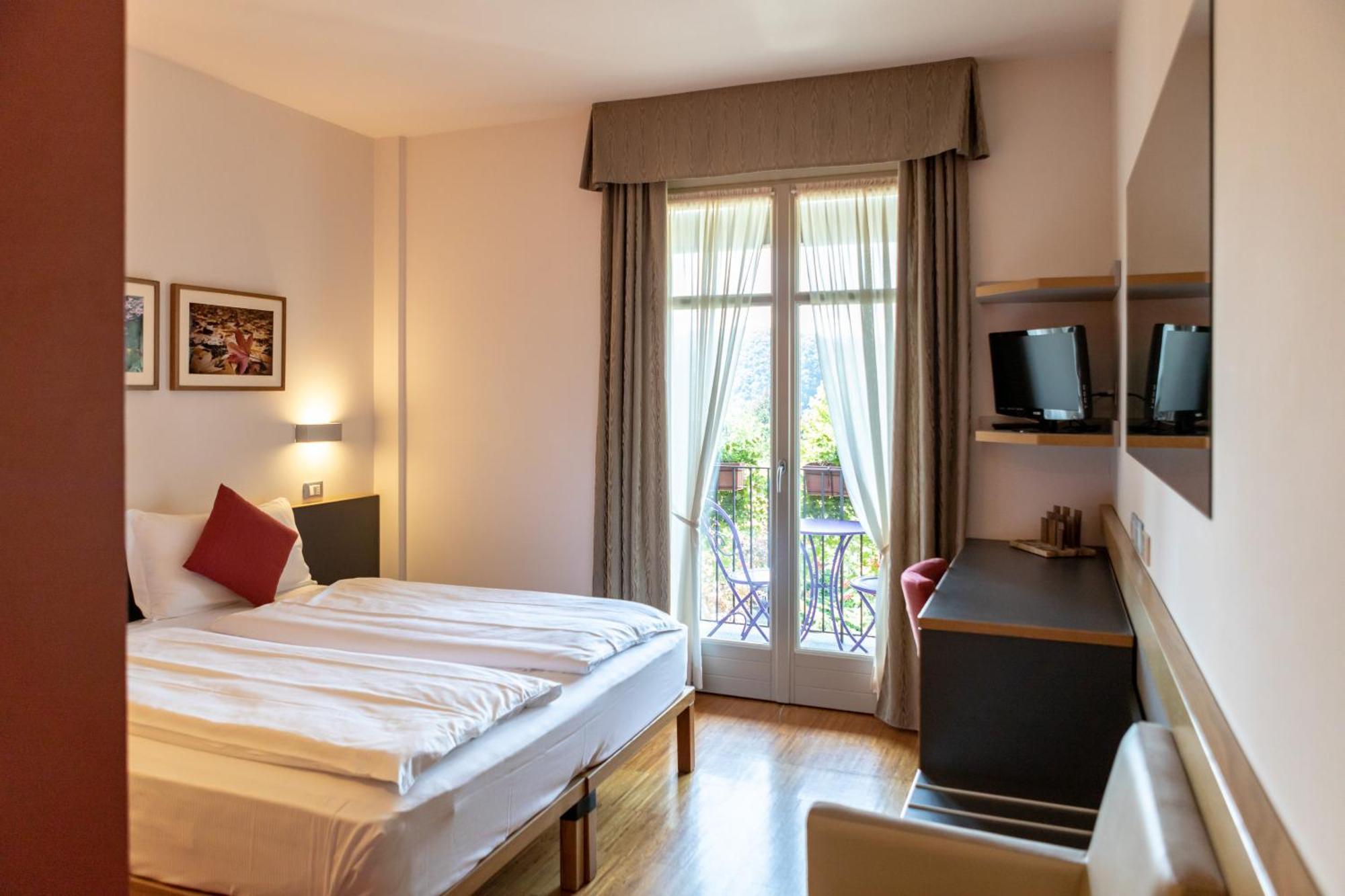 Hotel Cortese Armeno Exterior foto